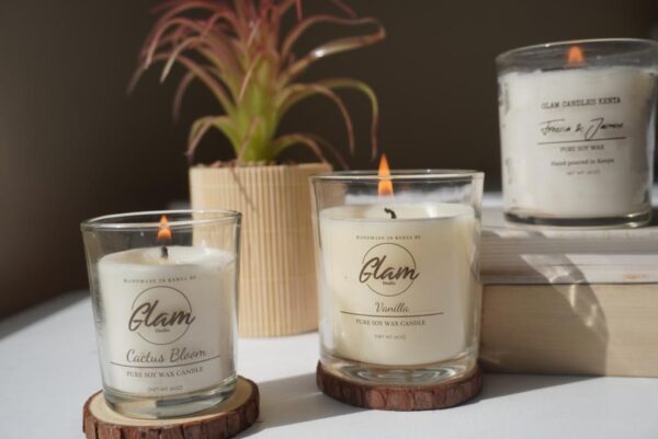 Clear Jar Wooden lid candles