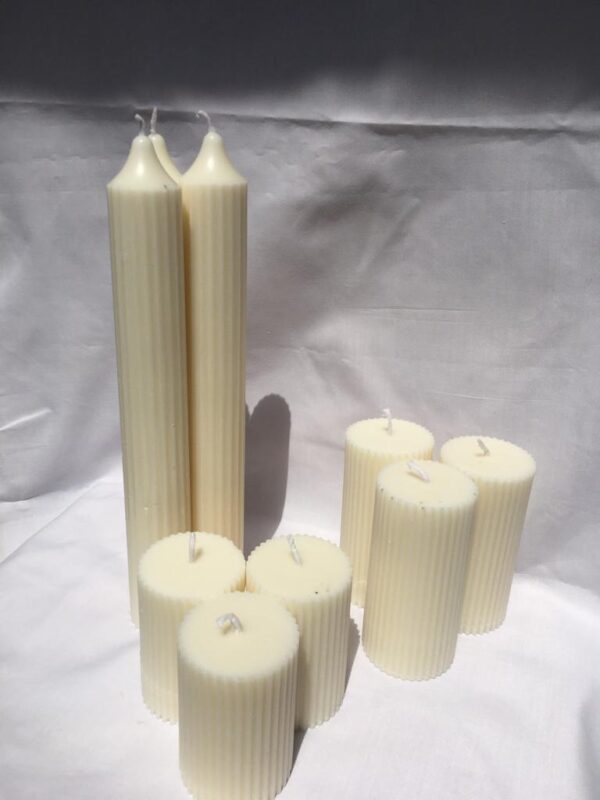 Slim column with mini pillars